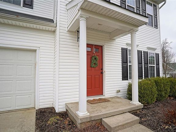 3rd image of 4964 Stoney Creek Dr