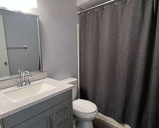4th image of 1255 Lakewood Rd #11C