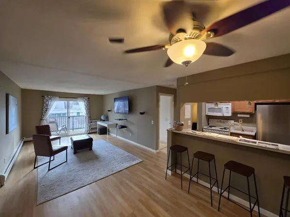 4326 Melody Lane #202, Madison, WI 53704