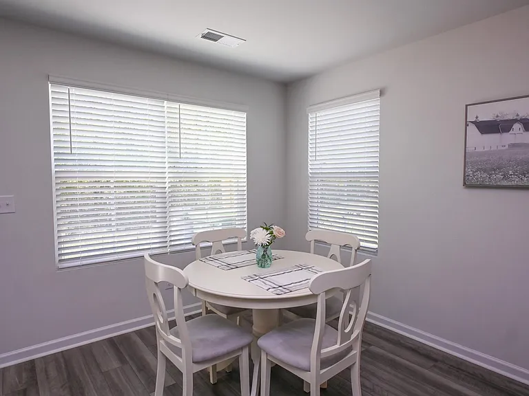 552 Kingfisher Ct — Photo 13