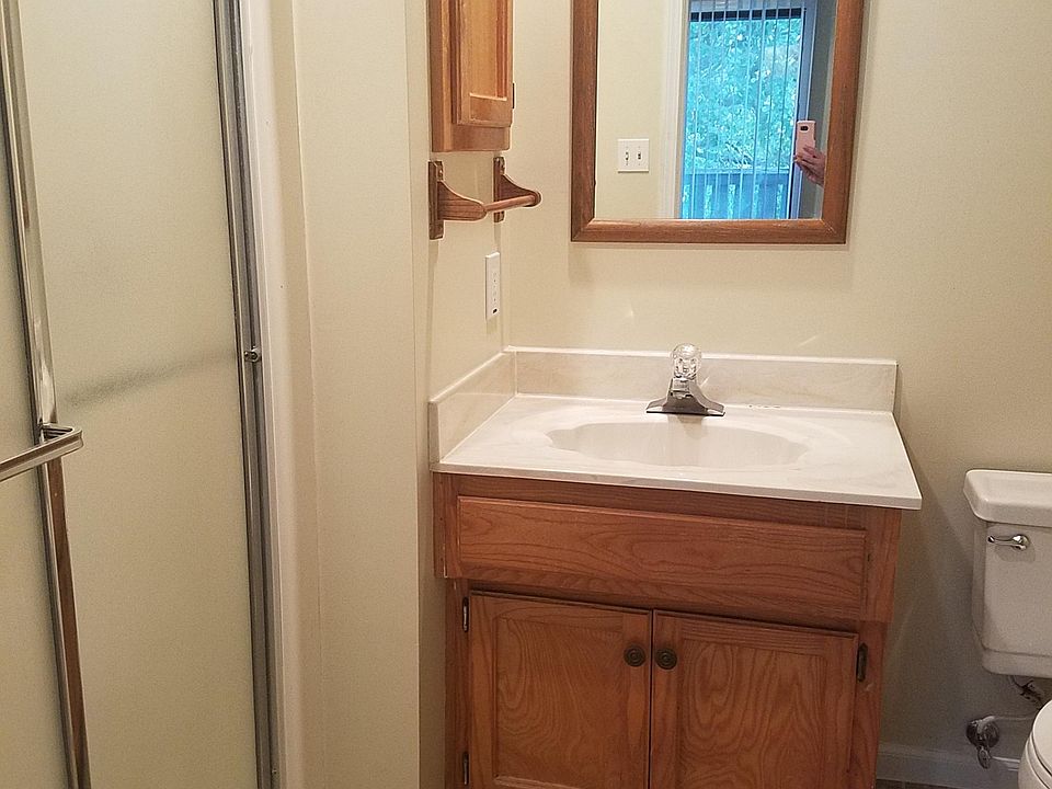 1st image of 9556 W 87th St