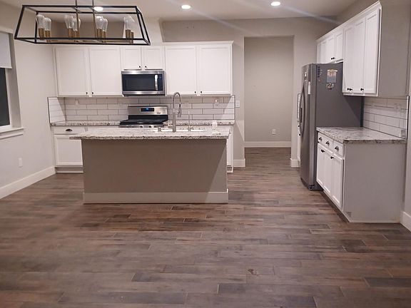 3rd image of 2214 Portneuf Dr
