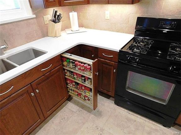 5th image of 15907 Eagles Landing Ct
