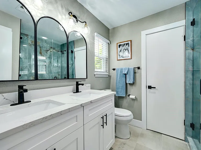 1807 Krizan Ave — Photo 14