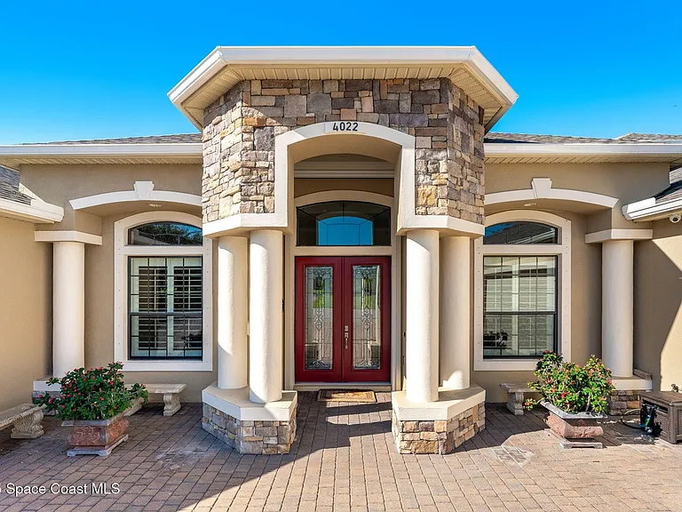 4022 Tradewinds Trl — Photo 8