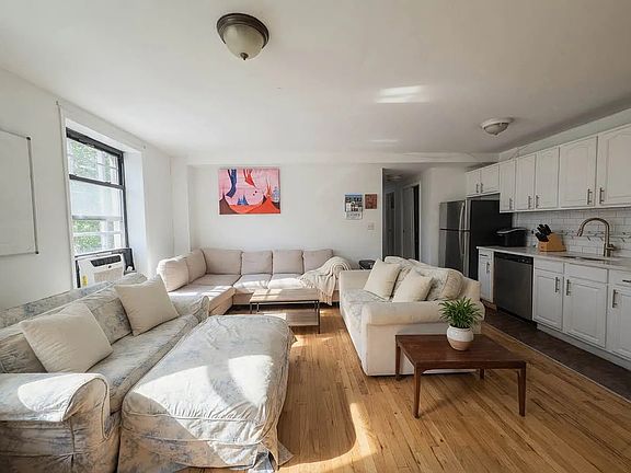 3rd image of 93 Avenue B APT 2R