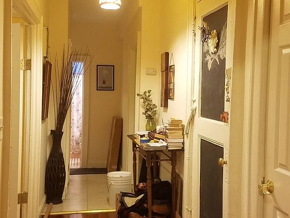 5th image of 2449 27th St APT 2