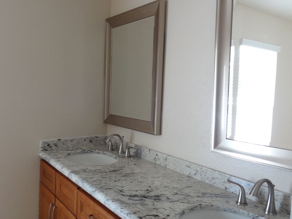1st image of 10633 Hyacinth Ln