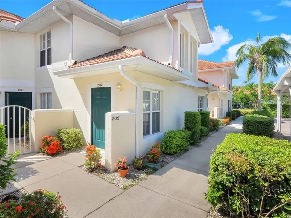 4920 Deerfield WAY #B202, NAPLES, FL 34110