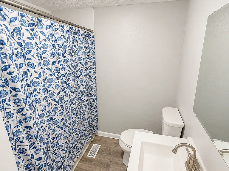 856 Lake City Hwy — Photo 19