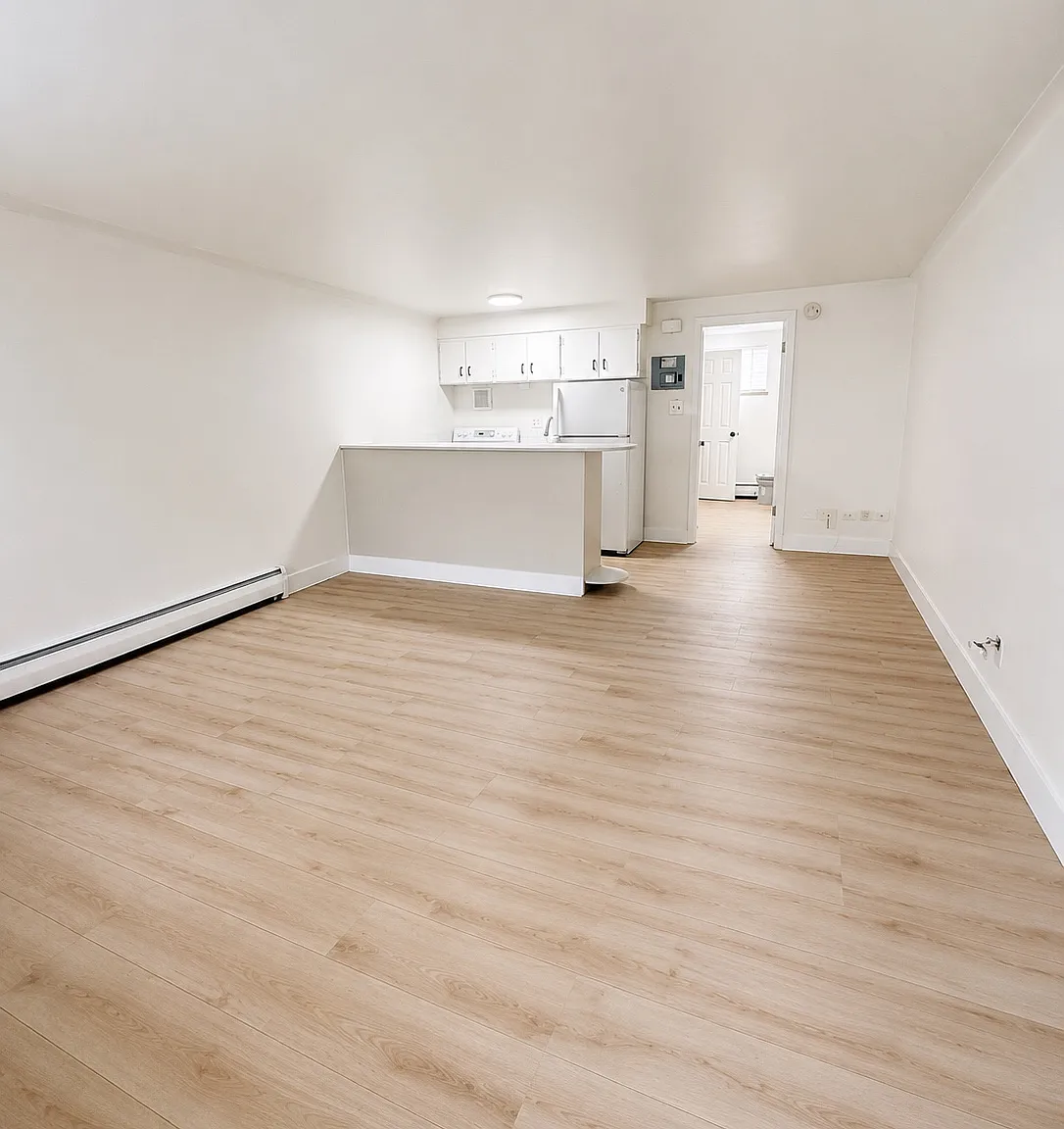 Kirkmoore Apartments — Photo 2