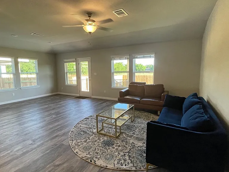 323 Durango Downs Dr — Photo 35