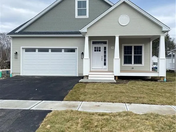 19 Weston Ave, North Kingstown, RI 02852