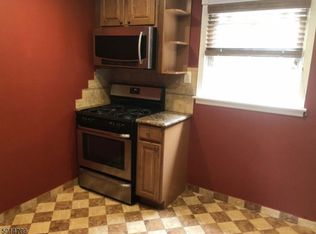 142 Orchard St, Garfield, NJ 07026