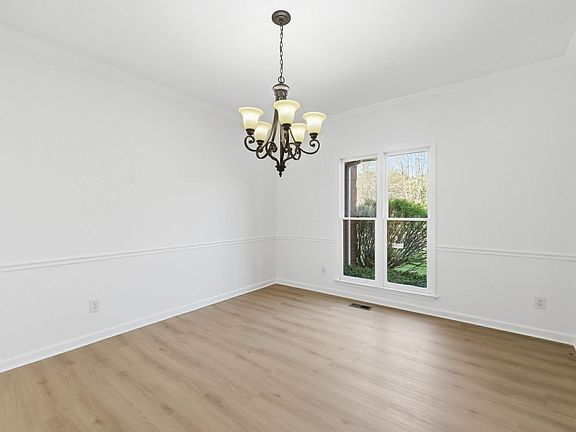5th image of 3002 Bowers Ln