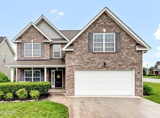 8816 Wakerly Place Ln, Knoxville, TN 37931