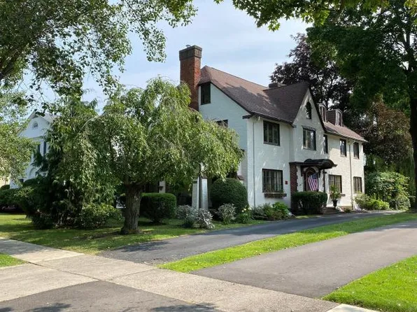 410 Liberty St #1, Warren, PA 16365