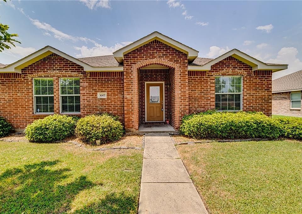 1st image of 3007 Meadow Bluff Dr
