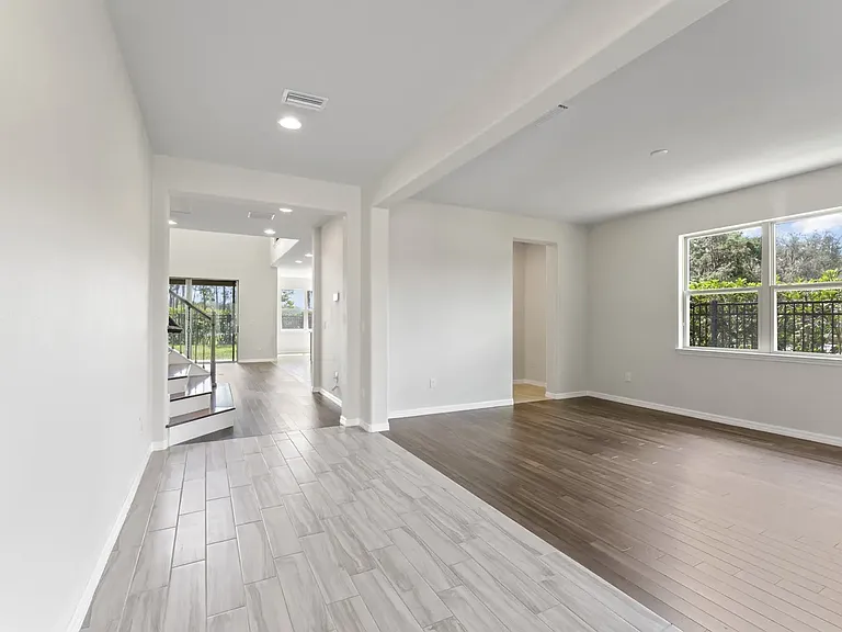 10408 Scarlet Chase Dr — Photo 4