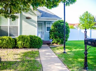 4028 Willowmere Cir, Des Moines, IA 50321