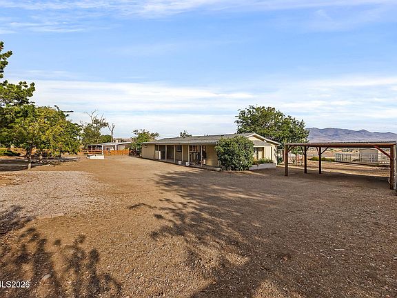 3rd image of 240 Wagon Wheel Way