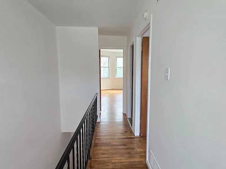 1351 Christian St — Photo 11