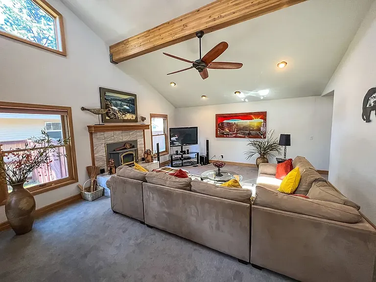 920 Tanglewood Dr — Photo 7