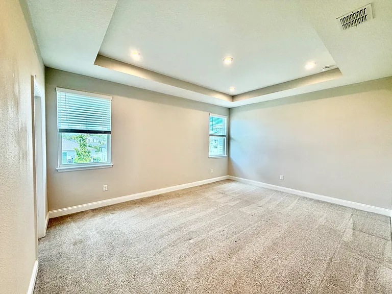 467 Blue Daze St — Photo 6
