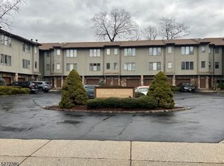 290 Hamilton Pl APT 24, Hackensack, NJ 07601