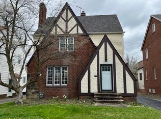 3463 Woodridge Rd, Cleveland Heights, OH 44121