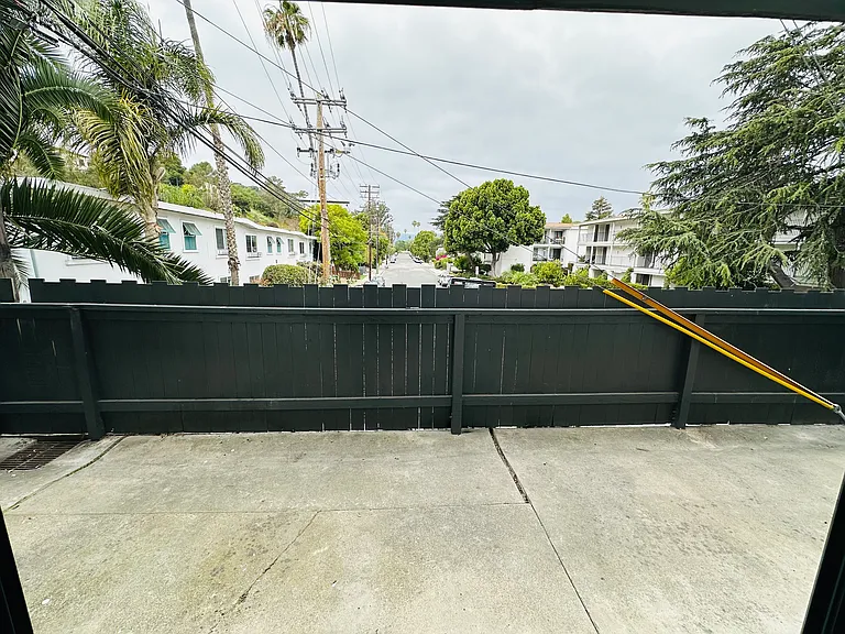 201 Ladera St #3 — Photo 10