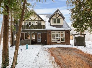 2 Sunset Ct, Collingwood, ON L9Y 4Y3