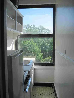 Rented by Luxor Homes & Investment Realty | media 15