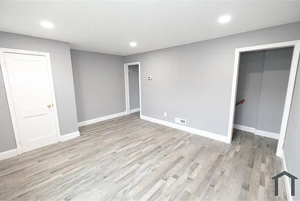 4118 Balfern Ave — Photo 3
