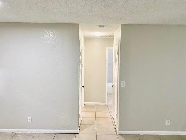 200 Croton Ave #208 — Photo 9