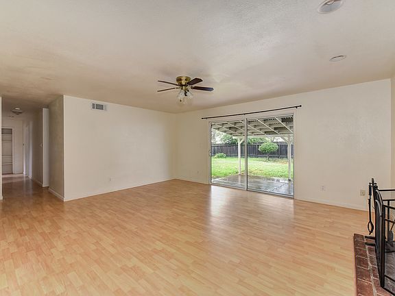 4th image of 1218 McKinley Dr