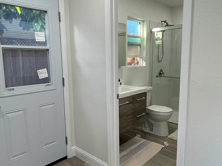 476 Arleta Ave #B — Photo 12