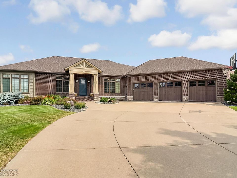 6108 Silverleaf Dr S, Fargo, ND 58104 MLS 7426091 Zillow