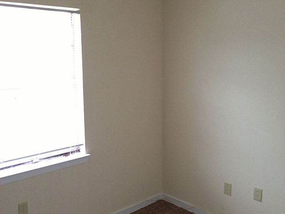 4th image of 106 Olivet Dr