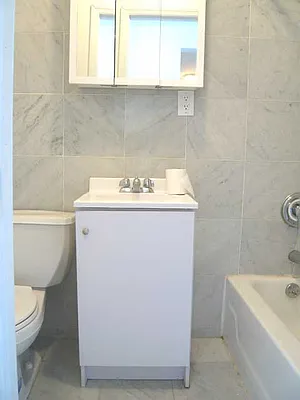 Rented by DSA Realty | media 73