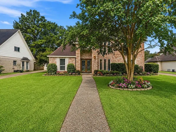 9203 S Pass Ln, Houston, TX 77064