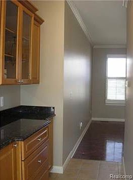 4th image of 6810 N Central Park