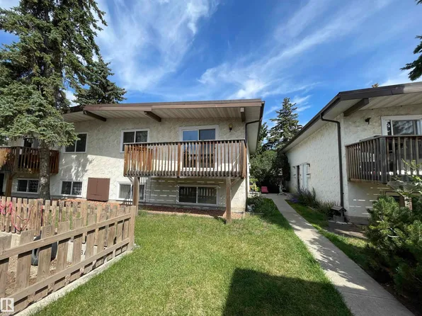 8930 B 144th Ave NW, Edmonton, AB T5E 5V4