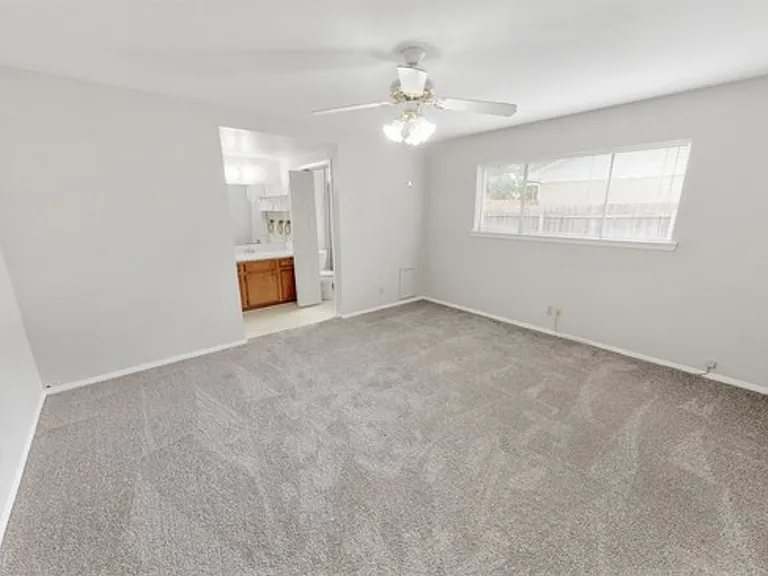 1210 Neal Pickett Dr — Photo 4