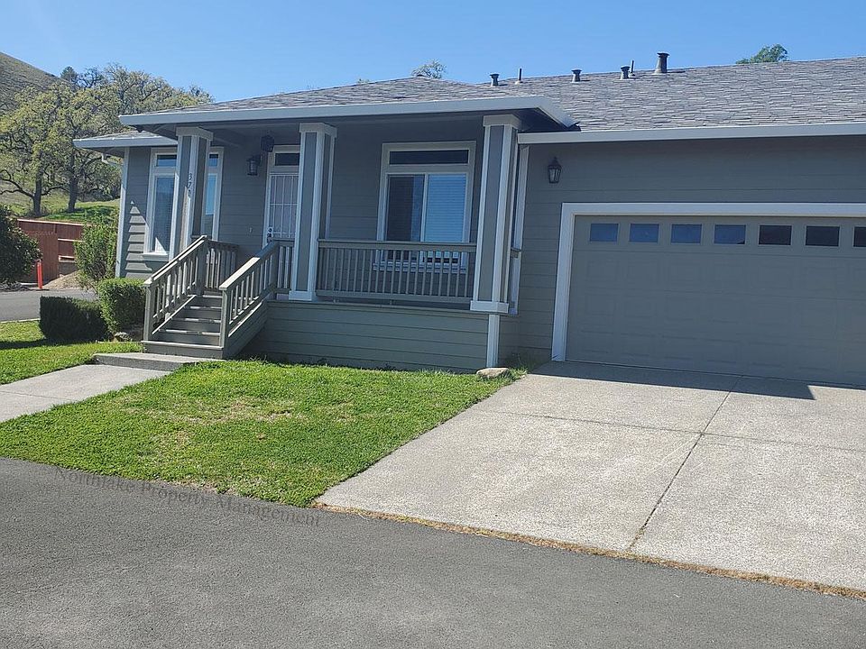 1st image of 370 Island View Dr