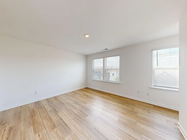 Quinn Residences at Covington Town Center — Photo 50