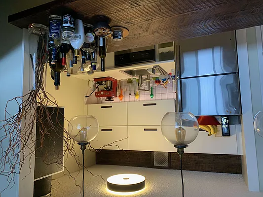 Rented by Compass | media 21