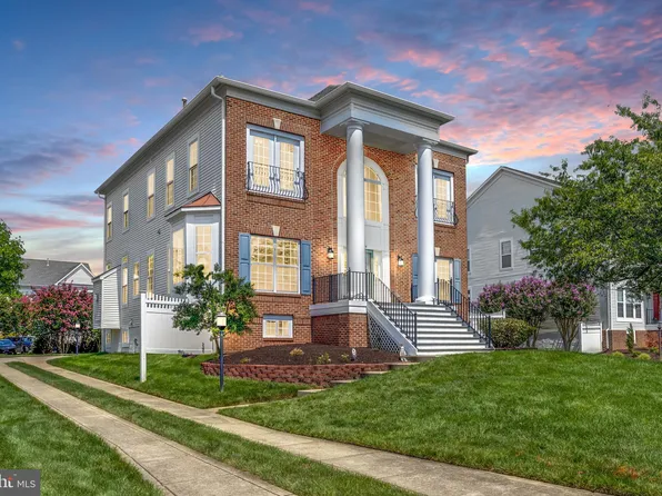 9024 Virginia Ter, Lorton, VA 22079