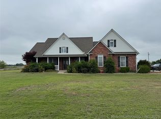 7214 E 132nd Rd, Holdenville, OK 74848