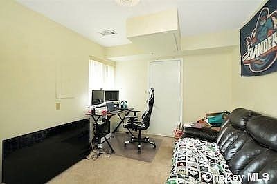 4th image of 103 Rhett Ct #103